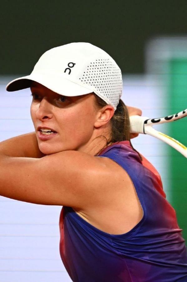 伊加·斯瓦泰克完整职业生涯指南：波兰红土女王统治之路