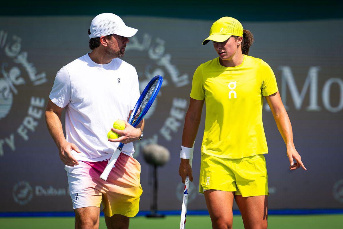 斯瓦泰克与菲塞特宣告分手：迈阿密爆冷之后，换帅能否带来新生？